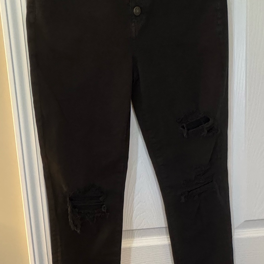 American Eagle Outfitters Black Ripped Skinny Jeans